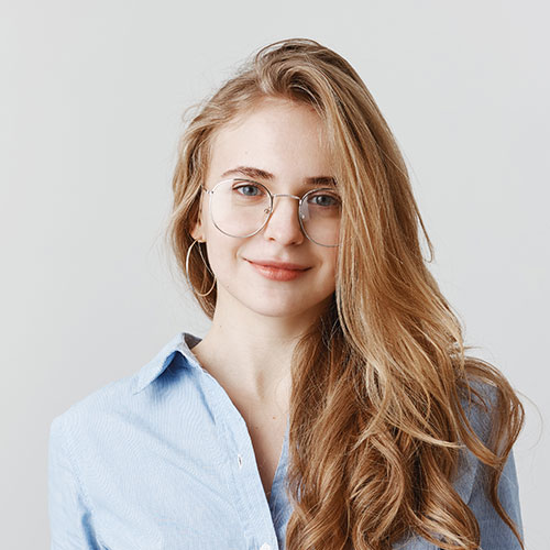Laura G.